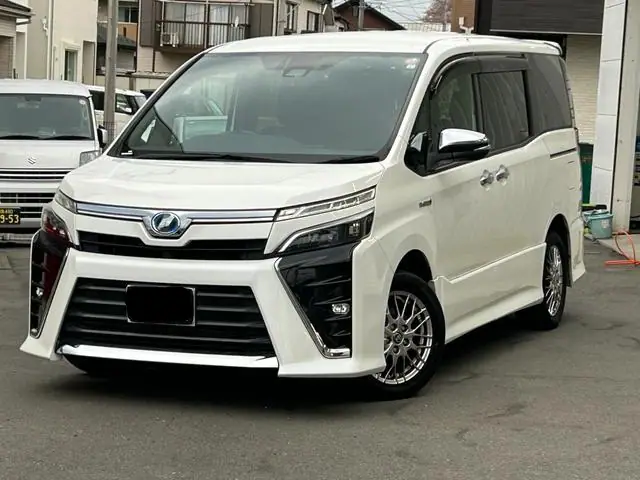 19 Toyota Voxy ZX Kirameki for Sale in Kenya by Best Cars for Sale in Kenya Ltd